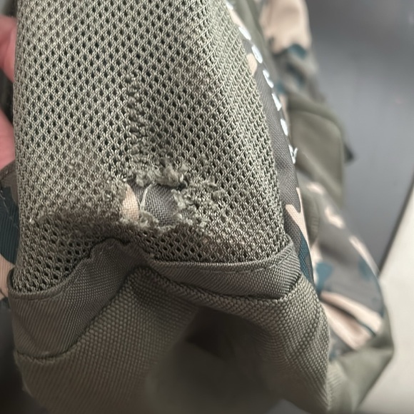 The North Face Toddler Backpack Camouflage - Picture 2 of 3
